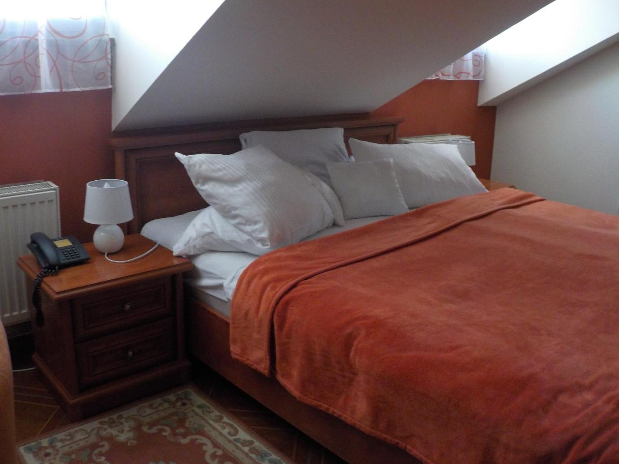 Hotel Kriváň Kysucke Nove Mesto Habitación foto